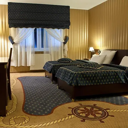 Shuma Hotel 3*