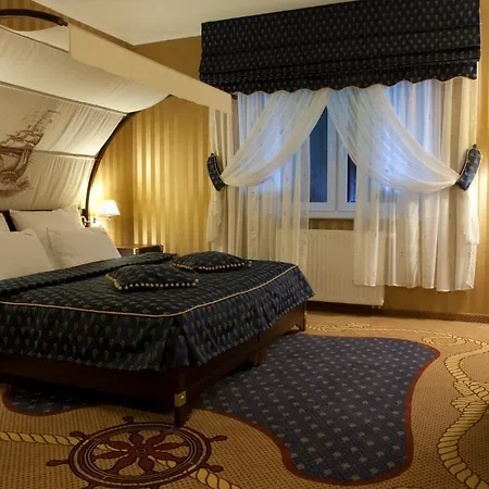 Hotell Shuma 3*