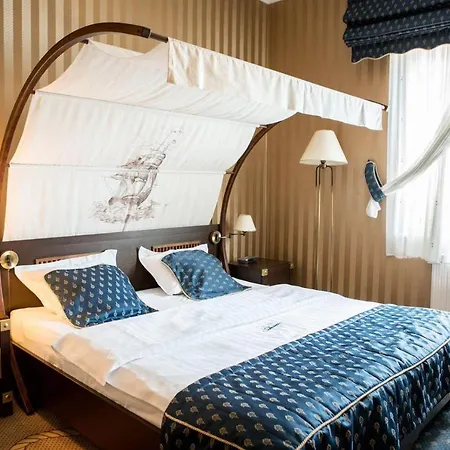 Shuma Hotel 3*