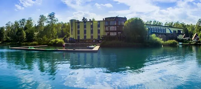 Hotel Shuma Dabrowa Gornicza