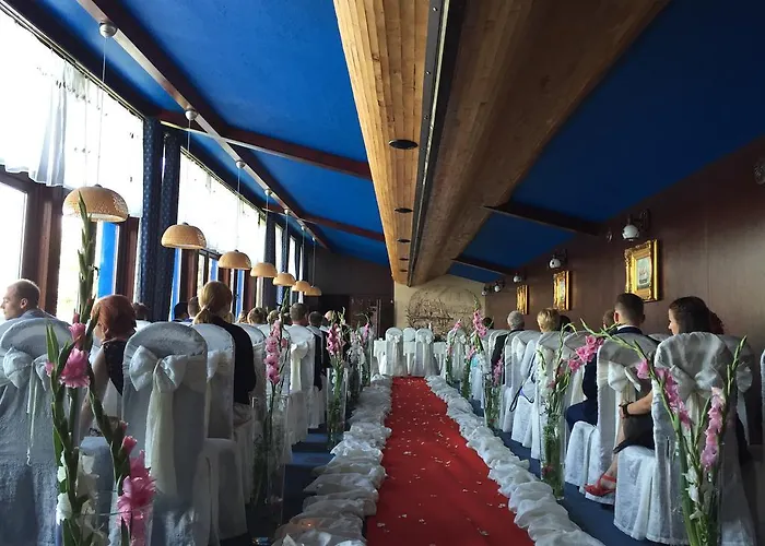 Hotel Shuma Dabrowa Gornicza