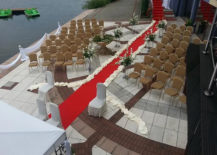 Hotel Shuma Dabrowa Gornicza